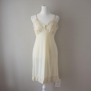 Vintage 1960's Van Raalte Slip Dress